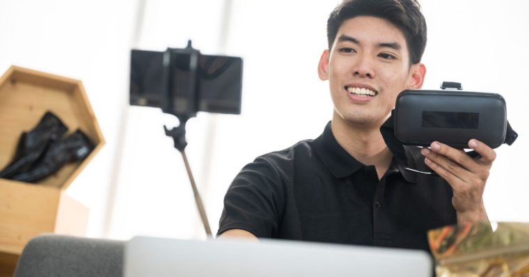 How to Make Money Online by Selling Your Photos and Videos