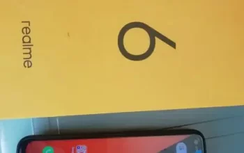 8/128 urgent sell need money